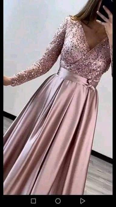 Tissue Gown Design, Gown Designs Western, Plain Material Gown Styles, Party Wear Gowns Western, Bodice Designs, Long Skirt Top Designs, Gown Dress Party Wear, Vip Dress, Ladies Fancy Dress