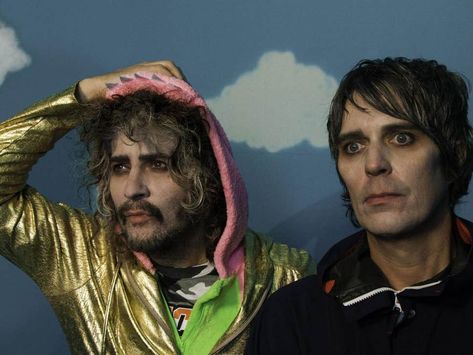 https://www.independent.co.uk/arts-entertainment/music/features/flaming-lips-interview-wayne-coyne-new-album-kings-mouth-release-date-a9008491.html Wayne Coyne, The Flaming Lips, Sister Sledge, Record Store Day, Bible Belt, Flaming Lips, Lips Art, Where Are You Now, Teen Daughters