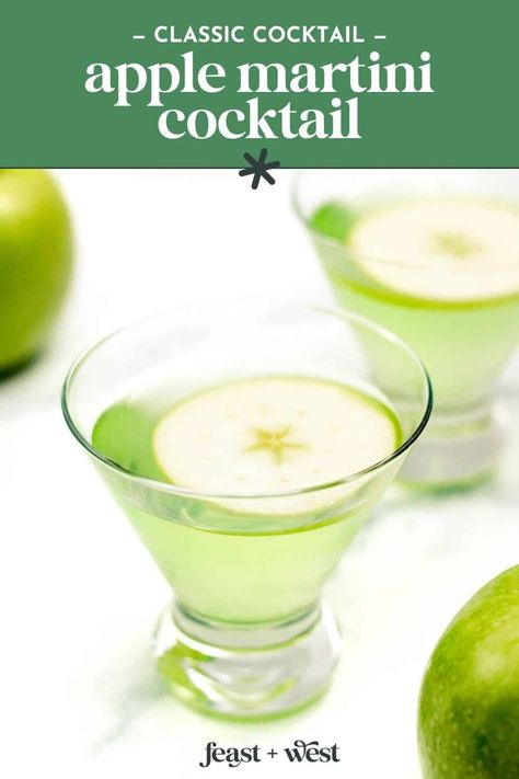 Tootsie Roll Drink, Green Apple Martini, Sour Apple Martini, Appletini Recipe, Apple Martini Recipe, Green Apple Vodka, Apple Margarita, Strawberry Martini, Apple Schnapps