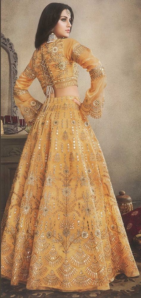 Organza Silk Lehenga, Golden Blouse Designs, Lehenga Inspiration, Pastel Lehenga, Rajasthani Dress, Silk Lehenga Choli, Choli Dress, Desi Wedding Dresses, Lehnga Dress