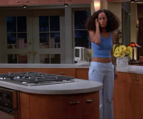 Tracee Ellis Ross Girlfriends, Joan Clayton Style Girlfriends, 16 Missed Calls, Joan Clayton, Tracee Ellis Ross Style, Nanny Outfit, Missed Calls, Corporate Casual, Curly Hair Videos