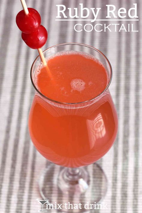 The Ruby Red drink recipe features Absolut Ruby Red vodka, grapefruit juice, Campari and lemon lime soda. It’s fruity and delicious, with a refreshing grapefruit flavor and hints of cherry and citrus. Red Drink, Grapefruit Vodka, Vodka Recipes Drinks, Citrus Drinks, Summer Vodka Cocktails, Red Drinks, Ruby Red Grapefruit, Cherry Brandy, Alcoholic Cocktails