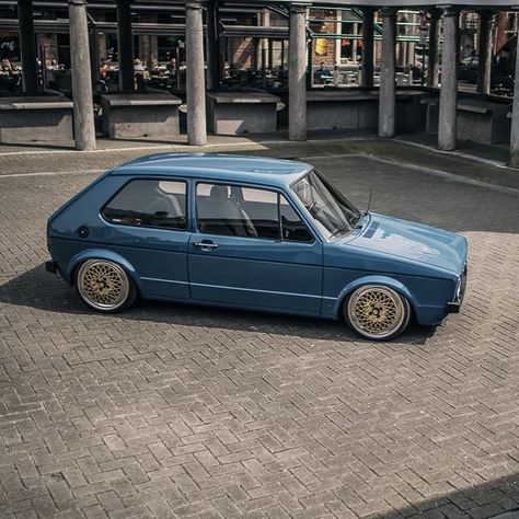 VW Golf Club on Instagram: “Monaco blue mk1 golf 1982 Inspirational! owner: @stefan_vda #vwgolf #mk1golfclub #vw #volkswagenjetta #volkswagenpolo #tbt #vdub…” Golf 1 Mk1, Vw Mk1 Rabbit, Mk2 Golf, Mk1 Golf, Volkswagen Golf Mk1, Vw Golf 1, Vw Mk1, Golf Mk1, Car Life