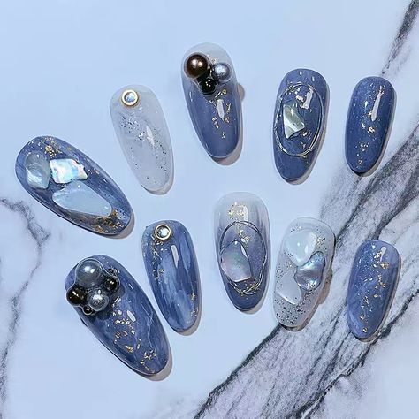 Blue Japanese Nail Art, Nail Art Glamour, Tape Nail Art, Navy Nails, 3d Nail Art Designs, Korean Nail Art, Asian Nails, Beauty Nails Design, Japanese Nail Art