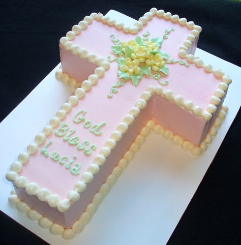 Cross Cake Cross Cake Ideas, Baptism Cross Cake, Easter Cake Decorating, Cross Cake, Holy Communion Cakes, Cross Cakes, Nursing Cake, Religious Cakes, First Communion Cakes