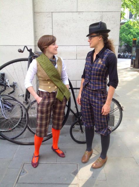 Tweed Ride, Tweed Run, Chiffon Shift Dress, Cycle Chic, Vintage Sport, Best Dressed, Geek Chic, Vintage Sports, Dungarees