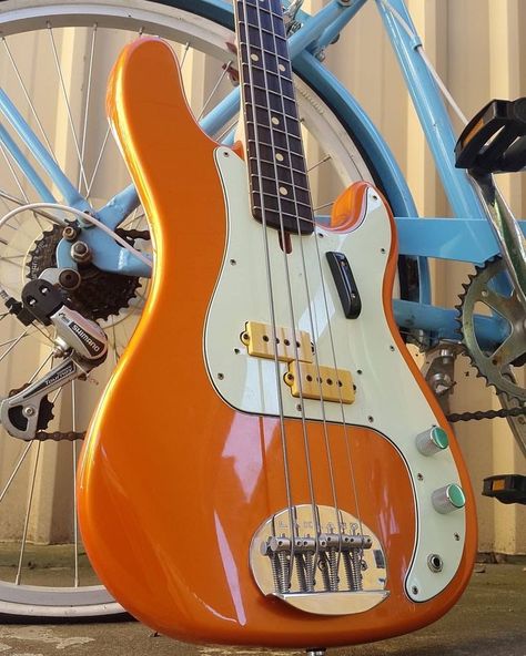 Orange Bass Guitar, Electric Guitar Orange, Cool Bass Guitars, Orange Guitar, Bass Guitars For Sale, Bass Ukulele, All About That Bass, Guitar Obsession, Cool Electric Guitars