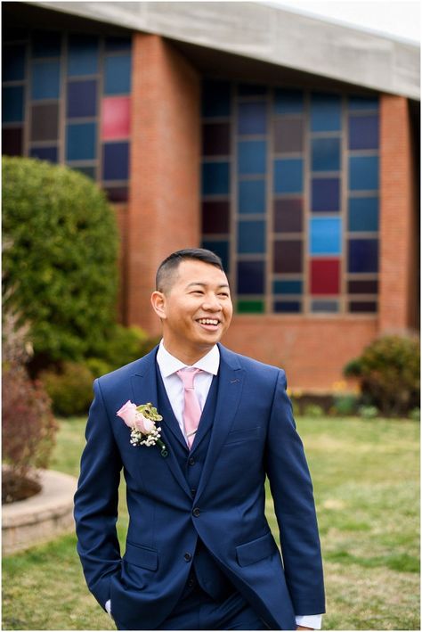 Groom in custom blue suit with pink tie and boutonniere. Navy Blue Suit With Dusty Pink Tie, Blue Suit With Pink Tie, Dark Blue Prom Suits, Blue Suit Pink Tie, Suit With Pink Tie, Pink Bow Tie Wedding, Ring Married, Navy Blue 3 Piece Suit, Blue Prom Suit