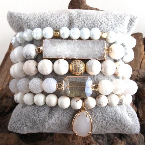 Bracelet Packaging, Stack Bracelet, Beads Bracelet Design, Beaded Bracelets Diy, Nature Bracelets, Metal Bracelets, Amethyst Stone, Boho Bracelets, Natural Beads