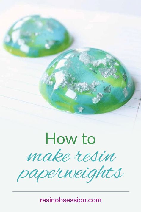 how to make resin paperweights #diy #howto #paperweights #resin #resincrafts found via #inspirationspotlight #dearcreatives Resin Paperweights, Paper Weights Diy, Dolls Victorian, Barbie Products, Dolls Miniature, Dollhouse Modern, Resin Arts, Dollhouse Vintage, Amazing Resin