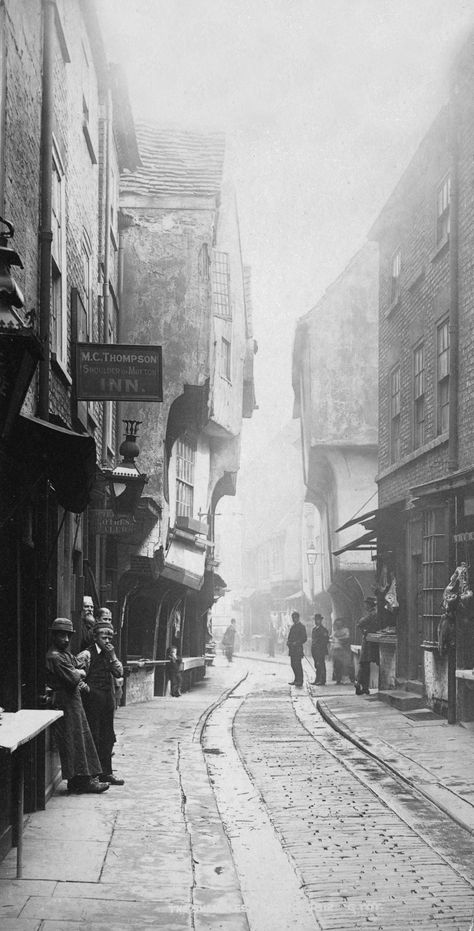 HISTORIC YORK: 8 great photos from Victorian and Edwardian times | York Press Edwardian London Aesthetic, 1910s Photography, 1900s Aesthetic, A Level Sketchbook, Environment References, England Aesthetic, Victorian London, London Aesthetic, New York Aesthetic