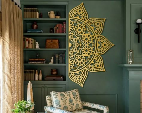 Islamic Mandala, Indian Wall Decor, Indian Interior Design, India Decor, Arabic Decor, Indian Wall Art, Indian Living Room, Indian Theme, Moroccan Home Decor