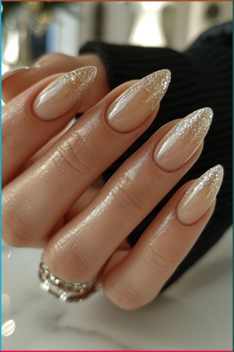 Gliterry Nails Design French Tip, Gold And White New Years Nails, New Yrs Nails Almond, Winter Tip Nails, New Years Nails Oval Shape, Champagne Glass Nails Designs, Festive Neutral Nails, Neutral Winter Nails With Design, Ombre Nails Brown And White