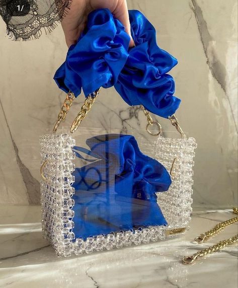 Fancy Clutch Purse, Diy Bags Jeans, Leather Bag Tutorial, Hand Beaded Bag, Sac Diy, Diy Bag Designs, Diy Bags Patterns, Diy Jar Crafts, Crystal Bags