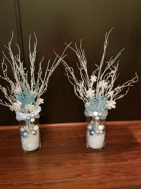 Birch Tree Centerpieces Christmas, Centerpieces For Winter Wonderland Theme, Snowflake Mason Jar Centerpieces, Winter Wonderland Diy Centerpieces, Winter Wonderland Mason Jar Centerpieces, Frozen Theme Table Centerpieces, Centerpiece Winter Wonderland, Winter Ball Centerpieces, Winter Wonderland Centerpieces Birthday