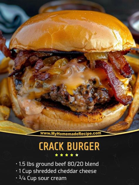 Crazy Burger Recipes, Homemade Krystal Burgers, Burger Ingredients, Crazy Burger, Cheddar Burger, Deli Sandwiches, Bbq Bacon, Shredded Cheddar Cheese, Bacon Burger