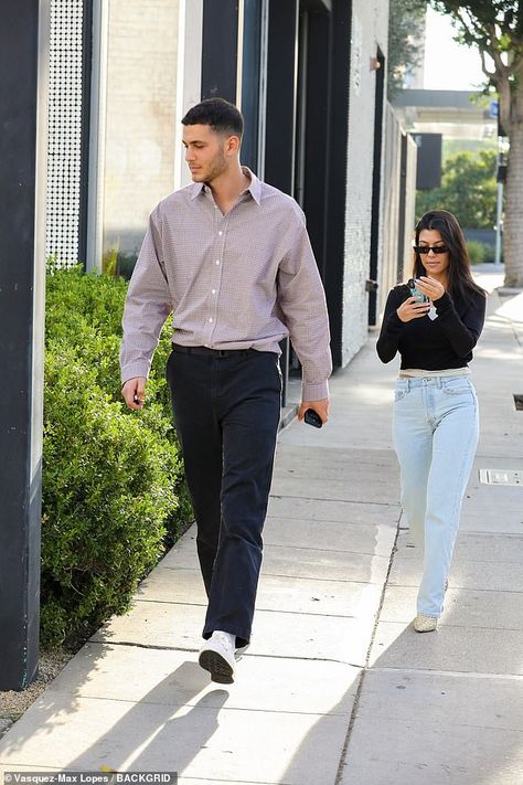 Younes Bendjima Style, Kendall Jenner Casual, Younes Bendjima, Dad Outfits, Luka Sabbat, Kourtney Kardashian Style, 1910s Fashion, Cut Hairstyles, Kardashian Outfit