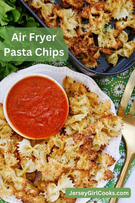 Air Fryer Bow Tie Pasta Chips, Fried Bowtie Pasta Air Fryer, Air Fried Pasta Chips, Air Fryer Pasta Chips, Air Fryer Pasta, Tiktok Pasta, Fried Pasta, Pasta Chips, Bow Tie Pasta