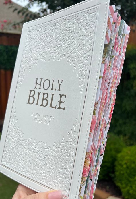 BEST SELLER Celebrate the sacraments, rites and ceremonies of the Church with the White Faux Leather Large Print Thinline KJV Bible with Thumb Index! Whether you are celebrating a baptism, confirmation, church membership, first communion, christening, or wedding, the pure white KJV Bible will mark your rite of passage in a meaningful and memorable way.   (I started making these bibles to help pay for my husband's tremendous medical bills after suffering a brain aneurysm. 100% of each sale goes t This Bible Belongs To Page, Pretty Bibles To Buy, Bible Book Aesthetic, Things You Need, Aesthetic Bibles, Bibles For Women, Note Taking Bible, Decorated Bible, Pretty Bibles