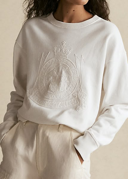 Sweater Outfit Women, Bright Sweater, Ralph Lauren Shop, Sweater Outfit, Sporty And Rich, Sweatshirts Online, Sweaters Online, 가을 패션, Fleece Sweatshirt