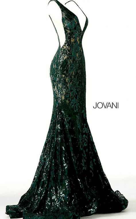 Green And Silver Dress Evening Gowns, Dark Green Gala Dress, Emareld Green Prom Dress, Prom Dress Green Dark, Black And Green Prom Dress, Formal Dresses Dark Green, Formal Dresses Long Elegant Evening Gowns, Dark Emerald Green Dress, Emerald Green Dress Long