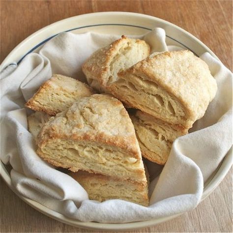 The Secret to Perfectly Moist and Flavorful Scones? Buttermilk! Scones Without Buttermilk, Scones Buttermilk, Paddington Party, Buttermilk Scone Recipe, Floating Gardens, British Scones, Buttermilk Scones, Creative Dessert Recipes, Spring Dishes