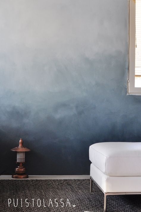 blended ombre wall from Puistolassa Reka Bentuk Bilik Tidur, Ombre Wall, Design Del Prodotto, Decoration Inspiration, Wall Color, Wall Paint, My New Room, New Room, 인테리어 디자인