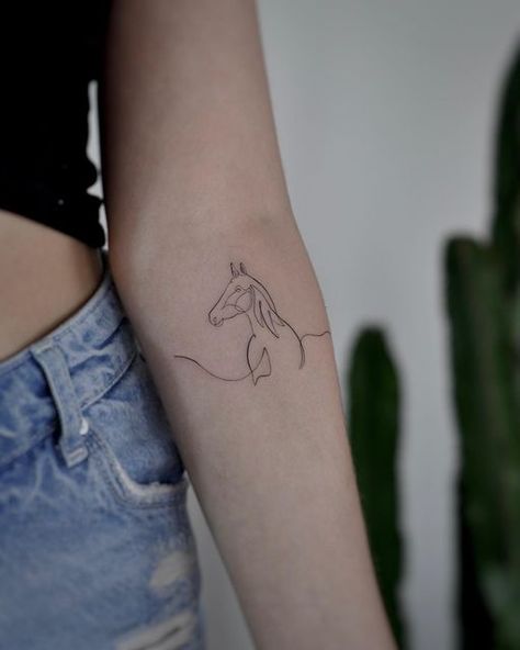 Horse Mini Tattoo, Horse Tattoo Placement, Horse Ear Tattoo Outline, Tattoos For Horse Lovers, Tattoo For Horse That Passed, Outline Of Horse Tattoo, Horse Simple Tattoo, Small Horse Memorial Tattoo, Delicate Horse Tattoo