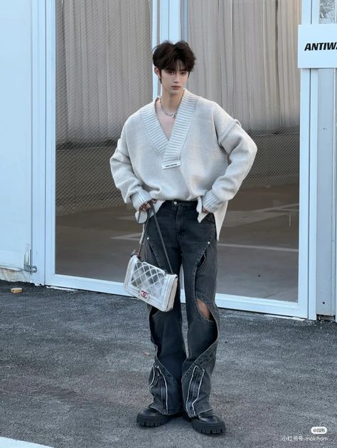 Male Acubi Fashion, Korean Style Outfits Men, Chinese Street Style Men, Male Kpop Outfits, Kpop Men Fashion, Korean Male Fashion, Korean Street Fashion Men, Kpop Fashion Men, E Girl Outfits