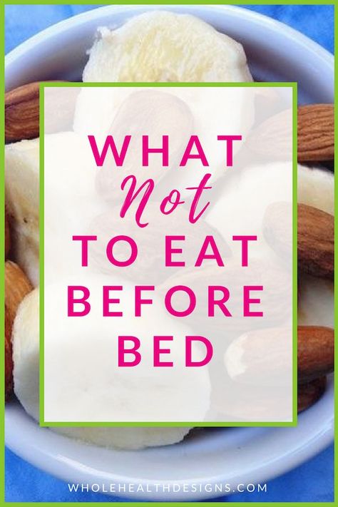 If you're looking for a peaceful night's sleep, avoid these 6 foods before bed and eat these 4 foods instead. What To Eat Before Bed, Healthy Snacks Before Bed, Snacks Before Bed, Healthy Late Night Snacks, Night Time Snacks, Healthy Bedtime Snacks, Weight Watchers Snacks, Eating Before Bed, Eating At Night