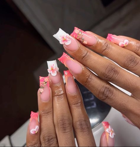 #summer #nails Square Vacation Nails, Vacation Beach Nails, December Hairstyles, Travel Core, Customized Nails, Aloha Nails, Jamaica Trip, Nails Arts, Tropical Nails