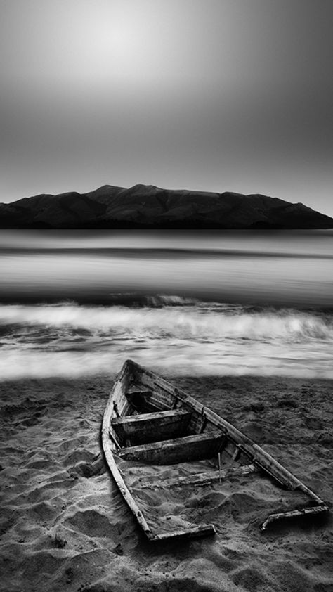 Black And White Sea Photography, B W Photography, B&w Photography, B W Aesthetic, Black And White Picture Wall, Black And White Landscape, Bnw Photography, Black White Art, Foto Art