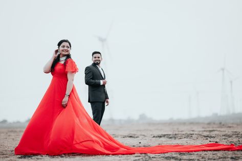 Honnavar Pre Wedding Shoot, Long Tail Gown For Pre Wedding, Dumping Yard Photoshoot, Long Tail Gown Couple Poses, Priweding Photos Outdoor, Post Wedding Photoshoot, Tail Gown, Pre Wedding Photoshoot Beach, Pre Wedding Photoshoot Props