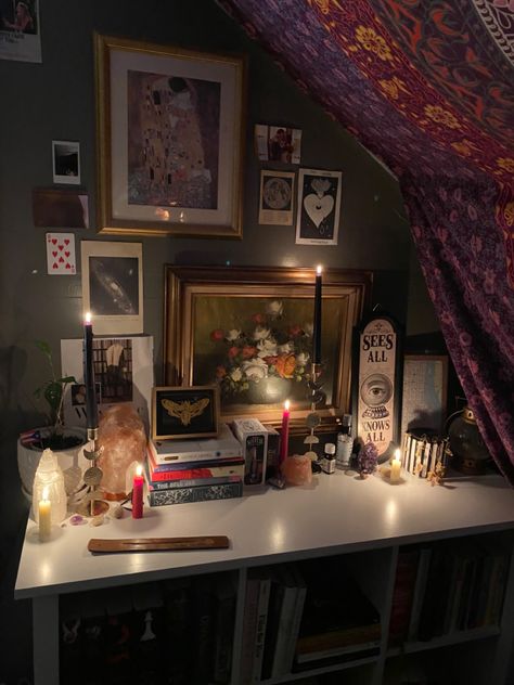 Mazzy Star Room Aesthetic, Mazzy Star Bedroom, Whimsy Room Decor, Mazzy Star Room, Whimsigoth Vanity, Mazzy Star, Sanctuary Bedroom, Room Goals, Dreamy Room