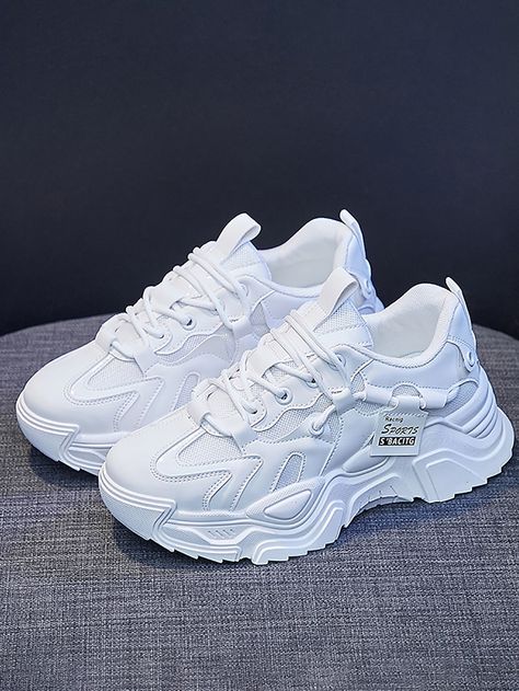 White Sporty    Plain Chunky Sneakers    Women Shoes White Chunky Sneakers, Dr Shoes, Summer Boots, Casual Running Shoes, Sneakers Mode, Beige Shoes, Sports Running, Comfortable Sneakers, Casual Sport Shoes