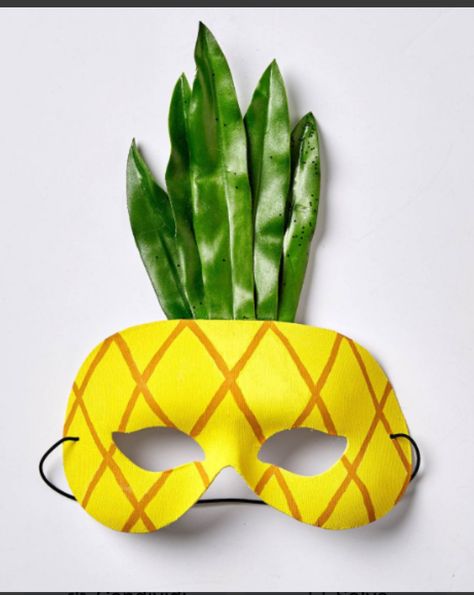 Pineapple Costume Diy, Pineapple Costume, Fruit Dress, Diy Pineapple, Halloween Costumes To Make, Teacher Projects, Activity Day Girls, Diy Halloween Costumes Easy, Luau Birthday