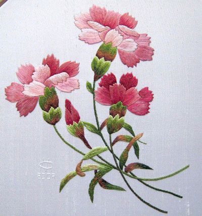 needle painting by Margaret Cobleigh Carnation Flower, Hand Embroidery Flowers, Embroidery Patterns Vintage, Learn Embroidery, Brazilian Embroidery, Thread Painting, 자수 디자인, Hand Embroidery Pattern, Silk Ribbon Embroidery