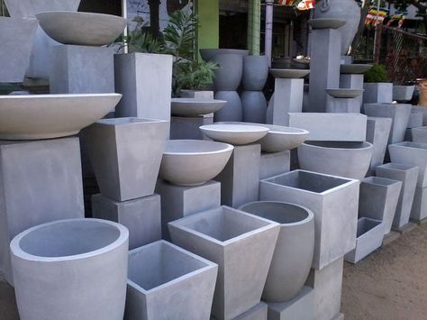 Concrete Flower Pots, Large Concrete Planters, Concrete Planter Molds, Concrete Fountains, Cement Design, Cement Flower Pots, Flower Pot Design, Cement Planters, Cement Pots