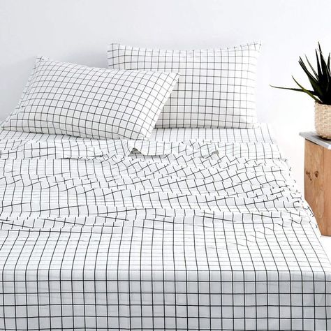 Wake In Cloud - Grid Sheet Set, 100% Cotton Bedding, Black Grid Geometric Modern Pattern Printed on White (4pcs, Queen Size) Preppy Bedding, Black And White Sheets, Bedding Black, Microfiber Bed Sheets, Luxury Bed Sheets, Egyptian Cotton Sheets, White Sheets, Preppy Room, Striped Sheets