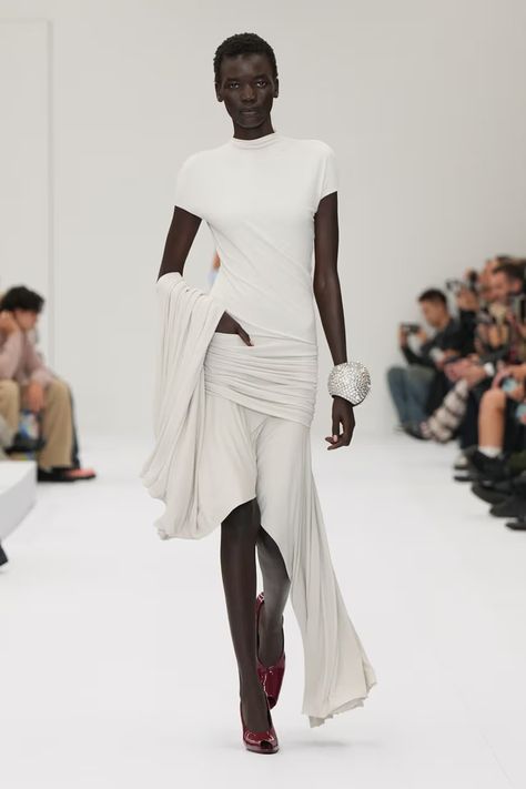 Acne Studios SS25 Paris Fashion Week Runway Show | Hypebeast Rania Fawaz, Fashion Illustration Template, Couture Beading, Paris Fashion Week Runway, Virtual Outfits, Illustration Template, Acne Studio, Dressed In White, Soft Tailoring