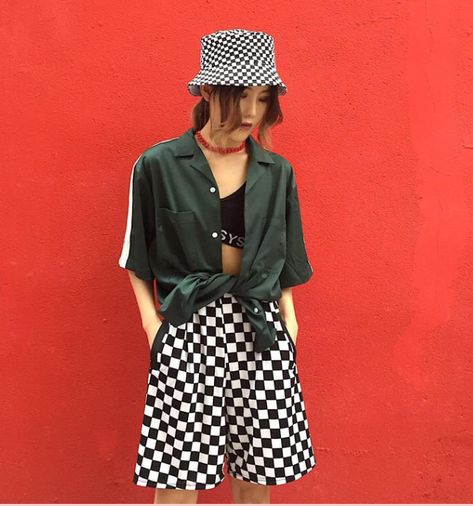 Pants Short Women, Checkered Shorts, Hot Shorts, Harajuku Fashion, Fashion Street, Cotton Style, Everyday Outfits, Fashion Pants, Short Outfits