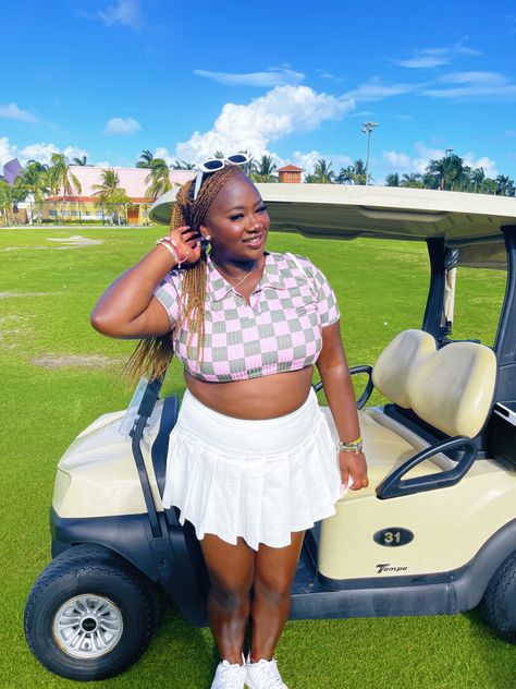 Plus Size Golf Outfit, Top Golf Date Outfit, Golf Aesthetic Outfit, Golf Fits, Country Club Outfit, Girl Tennis Outfit, Golf Aesthetic, Tennis Outfits, Top Golf