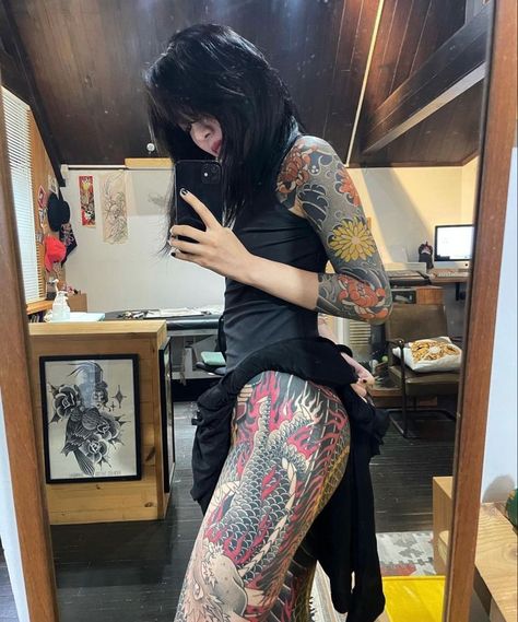 Pin by Alan Flores Ronzon on Tatuajes in 2022 | Asian tattoo girl, Girl tattoos, Stylist tattoos Tato Irezumi, Dark Tattoo Ideas, Yakuza Tattoo, Tattoed Women, 4 Tattoo, Asian Tattoos, Stylist Tattoos, Body Modification, Dark Tattoo