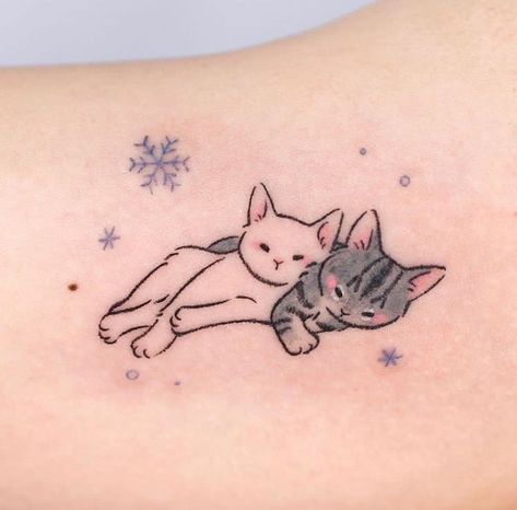 Girly Hand Tattoos, Best Friends Tattoo, Tattoo Back Tattoo, Simple Cat Tattoo, Miniature Tattoos, Kitten Tattoo, Friends Tattoo, Cat Tattoo Simple, See Tattoo