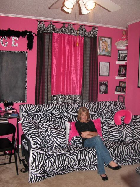 Adorable kids zebra room 2000s Living Room, 2010 Room, Pink Zebra Rooms, Mcbling Room, Zebra Print Rooms, Zebra Bedroom, 2000s Room, Zebra Room, Y2k Bedroom