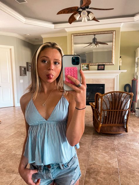 Light Blue Top Outfit, Blue Tank Top Outfit, Blue Top Outfit, Summer Tank Top Outfits, Blue Summer Top, Tank Top Outfit, Light Blue Top, Tank Outfit, Tank Top Outfits