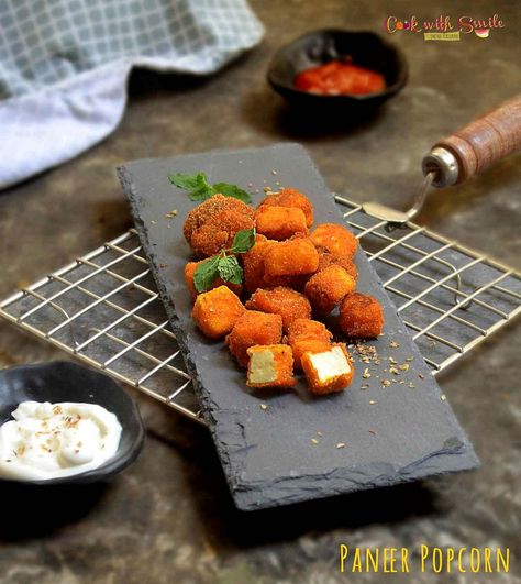 Paneer Crispy Recipe, Paneer Nuggets, Snacks With Paneer, Healthy Paneer Snacks, Paneer Starters Snacks, Paneer Popcorn, Momo Food, Paneer Starters, Aloo Paratha Recipe