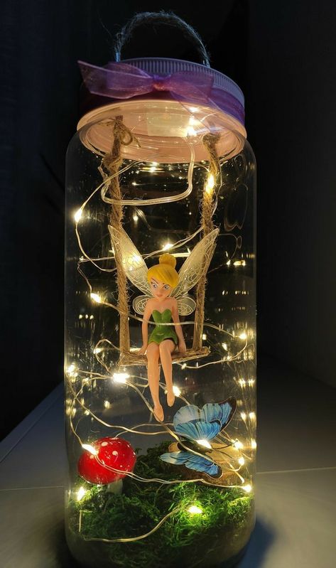 Bubble Decor, Little Mermaid Centerpieces, Fairy Jars Diy, Tinkerbell Party Theme, Fairy Lights In A Jar, Fairy Bedroom, Fairy Garden Birthday Party, Fairy Lanterns, Tinkerbell Party