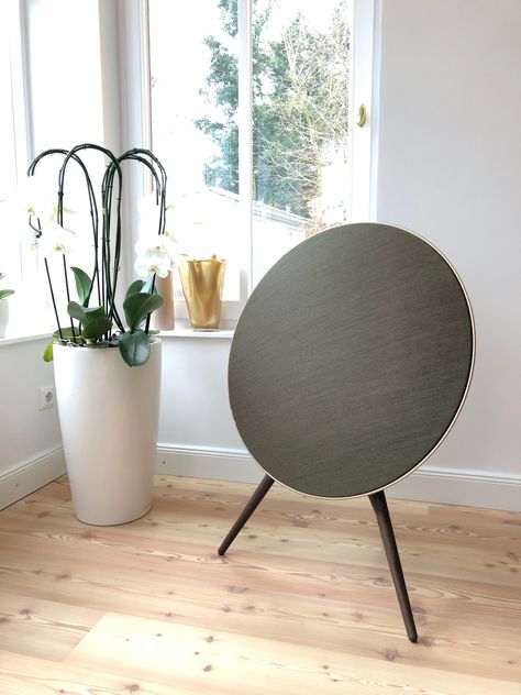 Match your Beoplay/Beosound A9 to your interior design effortlessly with BeoPlay A9 Kvadrat Cover - Infantry Green, crafted from Kvadrat wool-blend fabric. 

#BeoPlayA9 #KvadratCover #InfantryGreen #Tegrino #BangOlufsen Beoplay A9, Bang And Olufsen, Wool Blend, Interior Design, Wool, Green, Fabric, Design