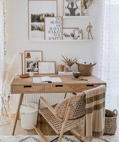 Work Office Decor, Cozy Home Office, Office Room Decor, Study Room Decor, Room Makeover Bedroom, Home Office Space, Room Inspiration Bedroom, Home Office Design, Desk Decor